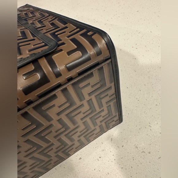 FENDI Runway FF Zucca Leather Shopper tote - Picture 5 of 9